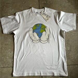 KAWS x UNIQLO “Peace for All” T-Shirt – White, Medium